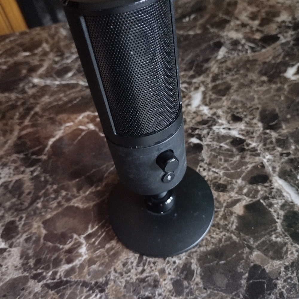 Used razor computer microphone - Picture 3 of 3
